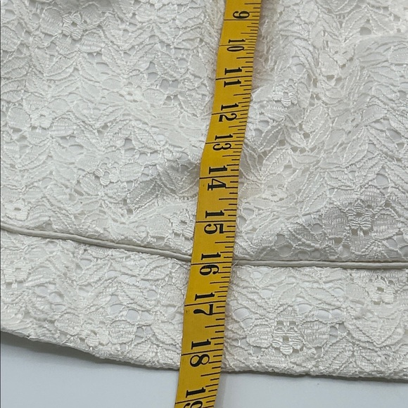 Laura Ashley Ivory Floral Lace Dress - Picture 11 of 13